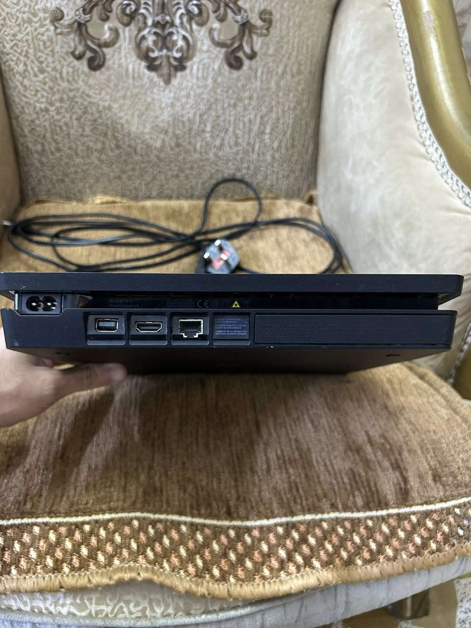 بلي 4 سلم 1 تيرا كلش نظيف وغير مفتوح مع كامل ملحقاته والجوستك نظيفه كلش بدون اي خلل او درفت السعر 250 الف وبي مجال وموجود توصيل لكل مكان


**إذا كنت صاحب هذا الإعلان وتريد حذفه لأي سبب، رجاءا أرسل رسالة إلى الدعم الفني**