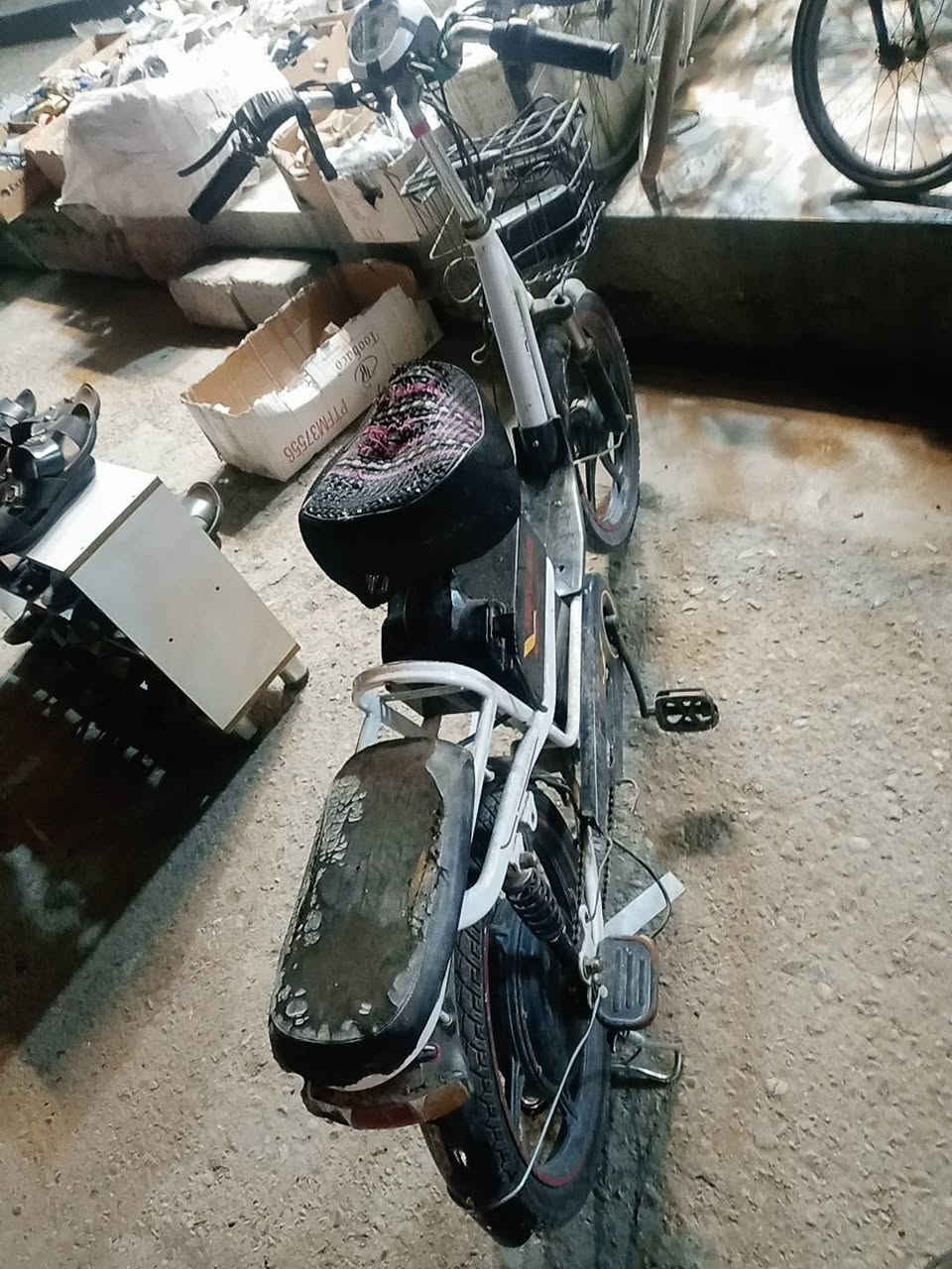 باسكل شحن البيع 40 وبي مجال


**إذا كنت صاحب هذا الإعلان وتريد حذفه لأي سبب، رجاءا أرسل رسالة إلى الدعم الفني**