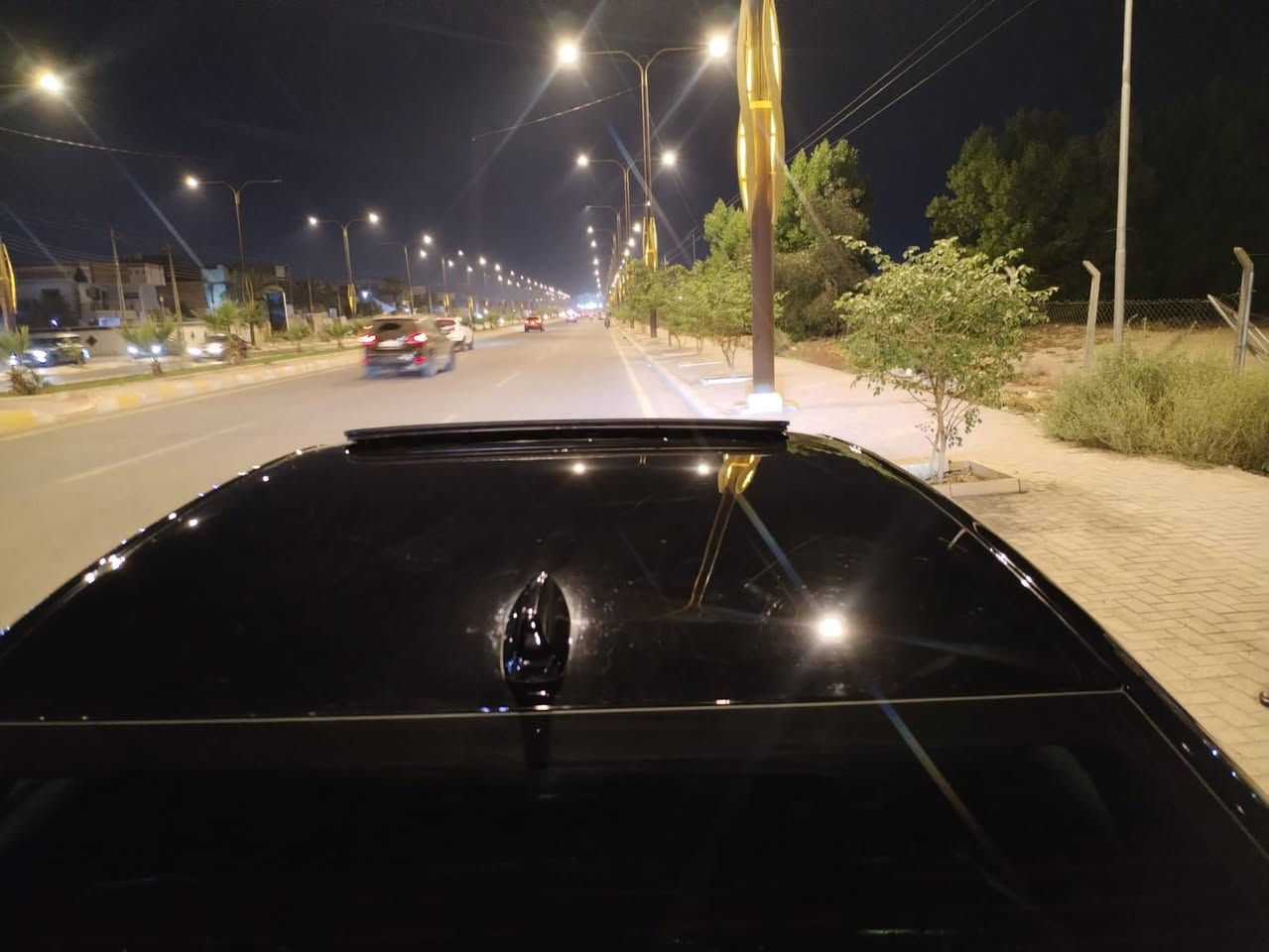 سلام عليكم هوندا سيفك 24فول موصفات ابيع قسط فقط بغداد بيه باب مبدل شركه وباب صبغ فقط مكان بغداد العامريه ***********
