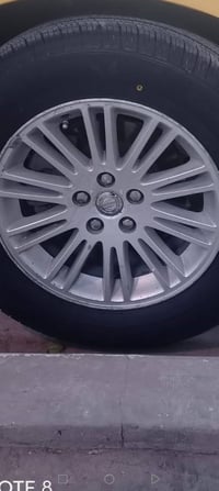 ولي اوبامه للبيع مع تايراتهن ناضافت تاير 80 07728136838