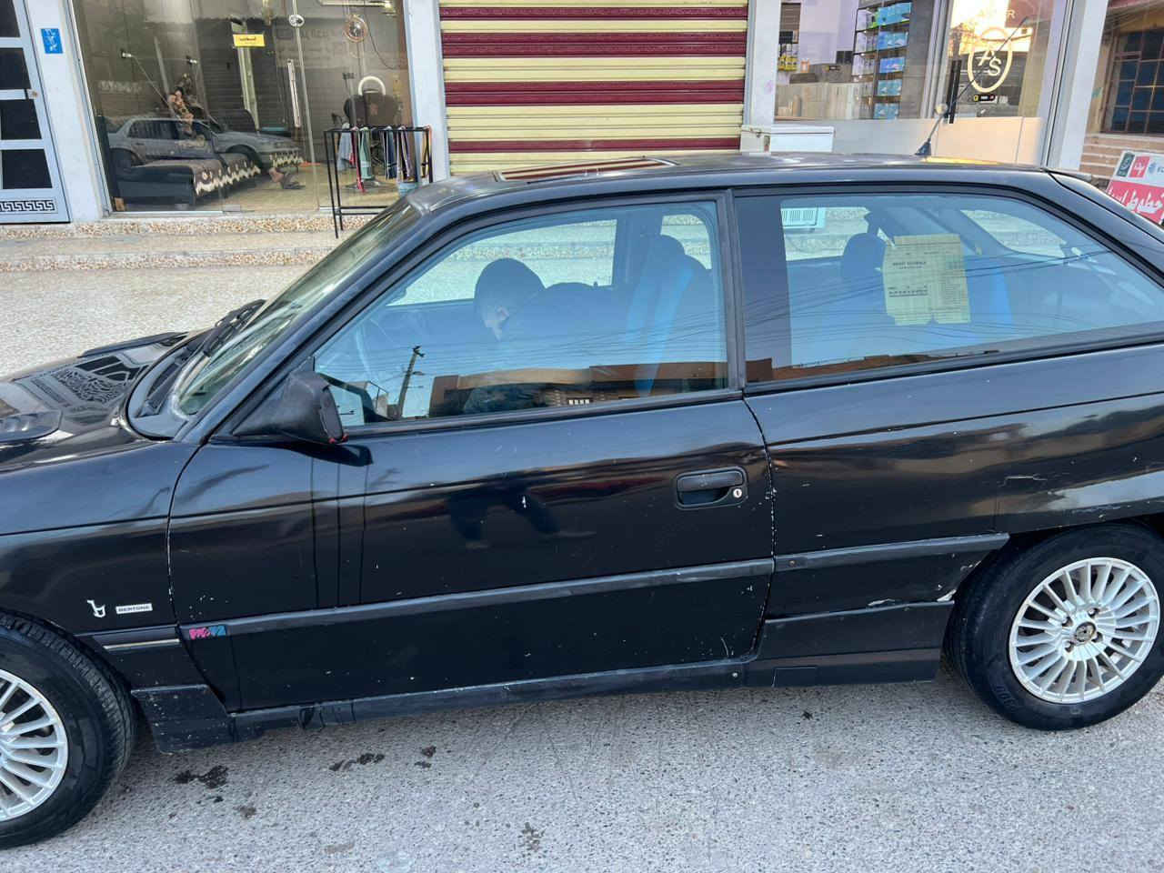 سيارة  استرا  موديل  93
محرك  ٢٠ 
تك  باب  رياضي 
كير  ومحرك  شرط  
راعيها  بالموصل 
ضرر  جاملغ  اليمين 
وبيها دواير  مصلحه 
السعر 33وبي  مجال 
رقم صاحب  السيارة 
***********
