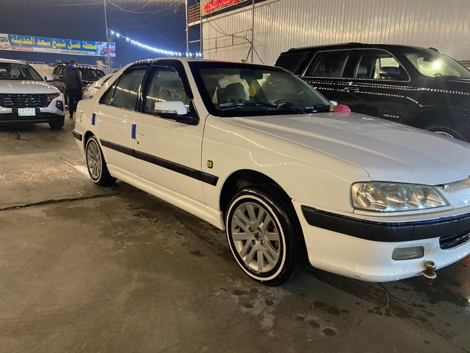 السلام عليكم
بيجو بارس 2018 شرط النظافة رقم إنكليزي واسط  بأسمي تحويل ثاني يوم 
ماشيه 97 استخدام شخصي 
كير مكينه تبريد شرط 
تخم بلكات جديد 
فيتبم جديد 
قوايش جدد 
صدر جديد
سياره حلوه وجديده بالعافيه ع الياخذها 
مكاني الكوت مركز المدينة 
السعر 67
***********
