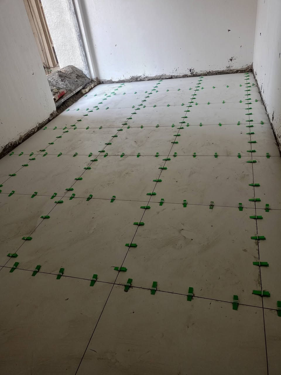 السلام عليكم خلفه سيراميك بورسلين الواح ومرمر واشتغل واجهيات شغل درجة اولى وتسليم مهندس وهدا رقمى ***********
