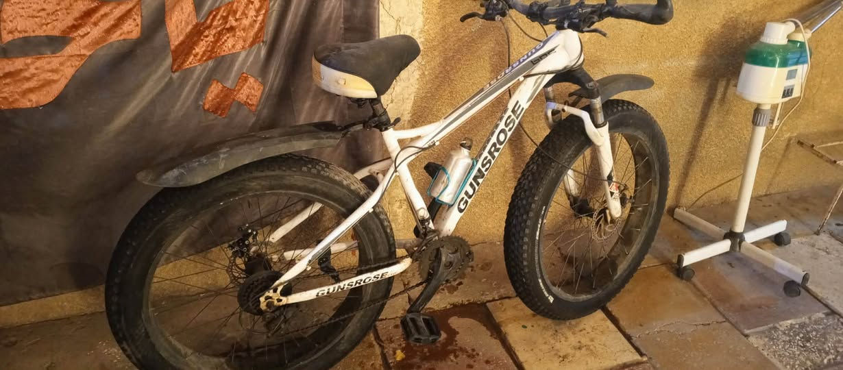 بايسكل جدا نظيف اخو الجديد مكاني الاعلام 
البايسكل حجم كبير للكبار بغداد, العراق


**إذا كنت صاحب هذا الإعلان وتريد حذفه لأي سبب، رجاءا أرسل رسالة إلى الدعم الفني**