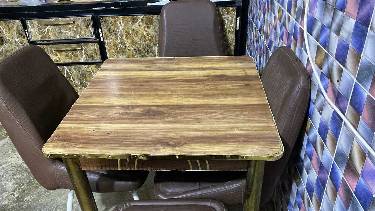 في معرض ومزاد النورين متوفر جميع الغراض المنزليه
ميز طعام مستخدم نضيف كل واحد سعره  كراسي عدد 2 مدوشمات حلوات خاص


**إذا كنت صاحب هذا الإعلان وتريد حذفه لأي سبب، رجاءا أرسل رسالة إلى الدعم الفني**