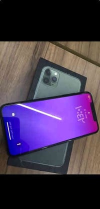 (توصيل ماعندي توصيل ماعندي )ايفون ١١ برو ماكس ذاكره ٦٤ الجهاز ما مفتوح...