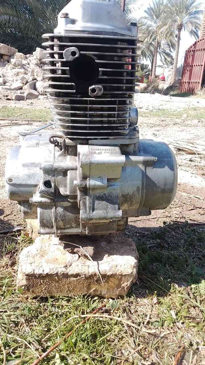 سلام عليكم اخوتي مكينه ارشه للبيع مكينه كامله مثل ما موضح بل صوره ولفات صفر واحد مكينه بيها صوت دشلي خفيف بل سلولي ما يبين بس من تكبسلها وعوزها ملف بس. سعر 60 وبيها مجال حك الجيه. مكاني بابل محاويل


**إذا كنت صاحب هذا الإعلان وتريد حذفه لأي سبب، رجاءا أرسل رسالة إلى الدعم الفني**