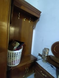 غرفة نوم • خشب