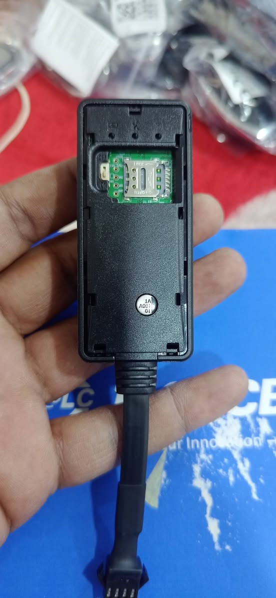 متوفر 100 قطعه GPS سيم كرت شحن وينربط على السياره مفرد سعر القطعه 5 الاف شلع سعر  3 الاف متوفر توصيل


**إذا كنت صاحب هذا الإعلان وتريد حذفه لأي سبب، رجاءا أرسل رسالة إلى الدعم الفني**