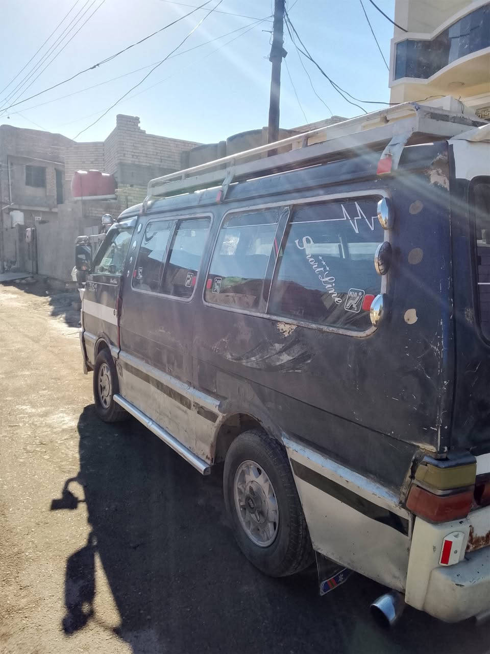 السلام عليكم بيستا للبيع موديل 93 السيارة بأسمي الرقم مميز 4 ارقام الرقم بغداد مميز السيارة كير و محرك و اكسل مكفولات الگشر وسط السيارة تخم تاير والسنوية لل 27 تريد تحويل تريد وكاله مكاني بغداد ابوغريب ناحية النصر والسلام منطقة 3.السعر 35 وبيها مجال بسيط و بيكم خير وادللو. *********** الرقم بي واتساب.
