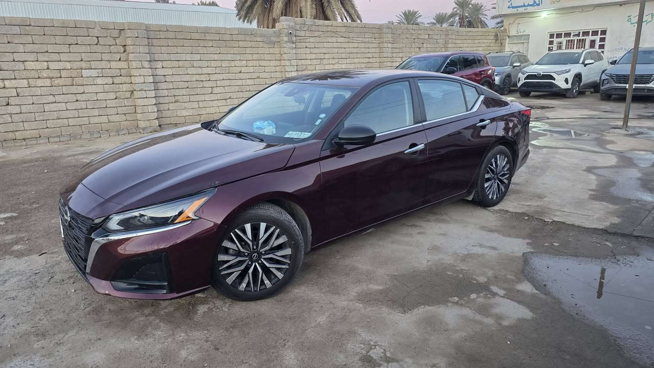 بسم الله الرحمن الرحيم 
نسيان التيما 2024 
رقم الشاصي 1N4BL4DV0RN319725
مواصفات Sv 
ضرر خلفي 
العنوان الشرقاط اجميلة 
للاستفسار اتصال واتساب 
***********
السعر افحص السياره  وخابرني
