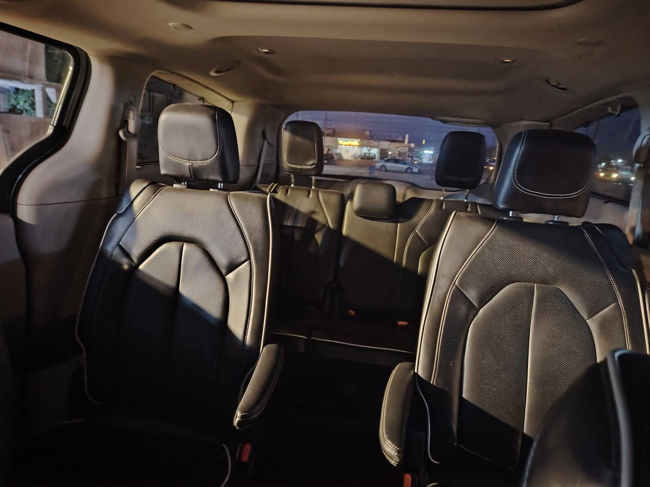 كرايسلير باسيفيكا ليمتد 2023 مرقم بغداد لون سلفر ماشية (٤٥ الف مايل)
حادث / تبديل باب سلايد خلف السائق وحسب ما موضح بالصور لمعرفة السعر التواصل واتس *********** محمد ابو زينب
مكان السيارة كربلاء المقدسة الحسينية حي الزهراء
