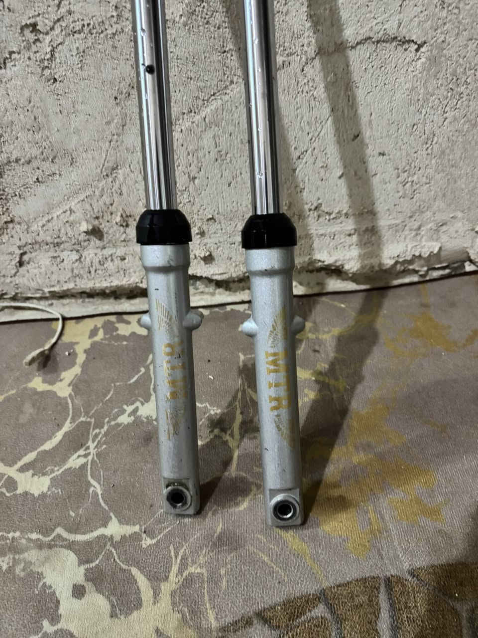 سلام وعليكم دبلات اربعه كير للبيع شغالات وع فحص لا عواج ولا بيهم اي شي اصليات مال شركه ب١٥قفل ربع ماينزل منهم مكاني نجف حي النداء***********
