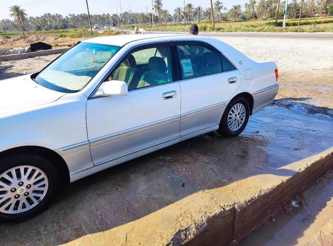 ملكة موديل 2003
ديفور كبير 
شاصي 75
مري شفط 
كفالة من الضربه والگص والصبغ
مدفوع گمرگ وضريبة باقية ع رقم فقط
تبريد تدفئة
ستيرن كهربائي
برده
دشبول امارات 
الجوة نجف
غير متوجاد ع فيس 
للتواصل *********** ديوانية, القادسية
