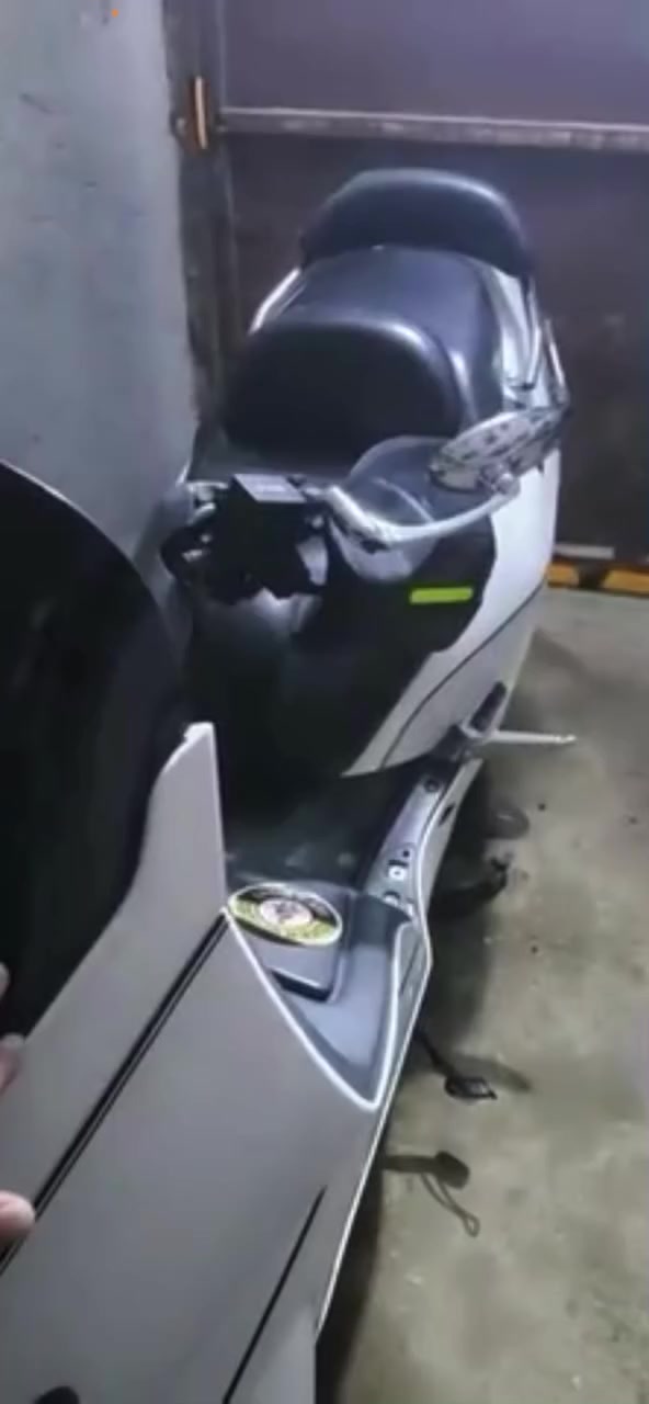 سلام عليكم 
دراجة هواندا فورزة 06للبيع الدراجة كامله مكلة من كلشي ستوك الدراجة برغي واحد مامفتوح بيه الدراجة خير من الله معدل 135و140تمشي عندي بعدهي ع وضع البلاد اورقه موجودة بسعر مليون وبيه مجال العنوان ناصرية فظلية ‭+964 774 194 0529‬
هاذا الرقم والي تصل بي خير ويدلل وانا خادم موجود ع خاص للعلم ادير دهن امزويل للدراجة


**إذا كنت صاحب هذا الإعلان وتريد حذفه لأي سبب، رجاءا أرسل رسالة إلى الدعم الفني**