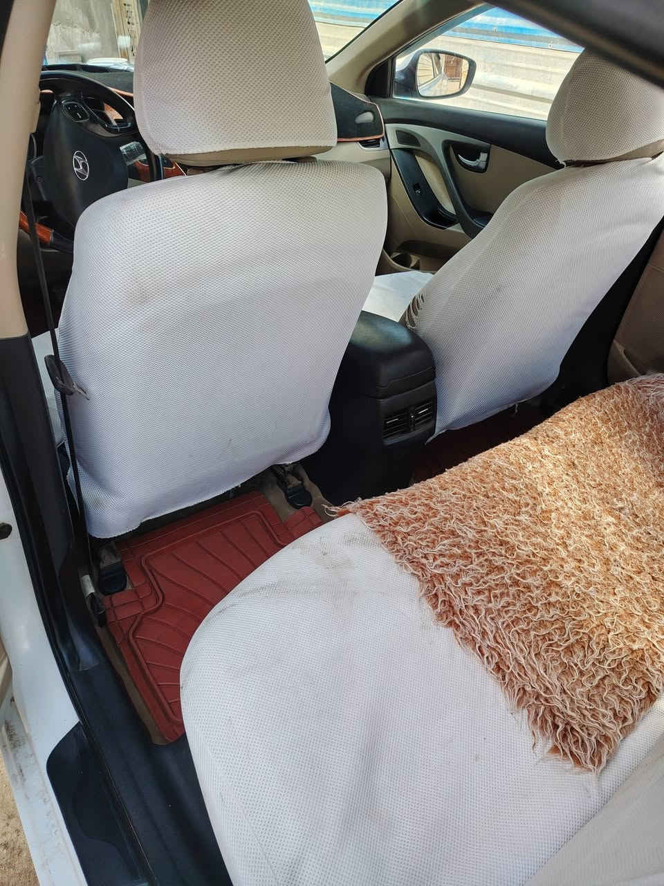 النترا خليجي مديل ١٦ رقم بصرة الجديد سنويه جديده نهاية ٢٦ محرك ١٨٠٠ دوش سياره جديده وجاهزه من كلشي مكفوله من الضربه وتبدل وصبغ كفاله عامه سياره فول موصفات تحكم ستيرن جهتين جميع الكهربائيات شغاله وبلادي تبريد شغال امامي وخلفي  السعر ١٢٢  هاتف ***********  عنوان بصرة شط العرب الجزيرة محرك وكير وحدادة  وتبريد جاهزه
