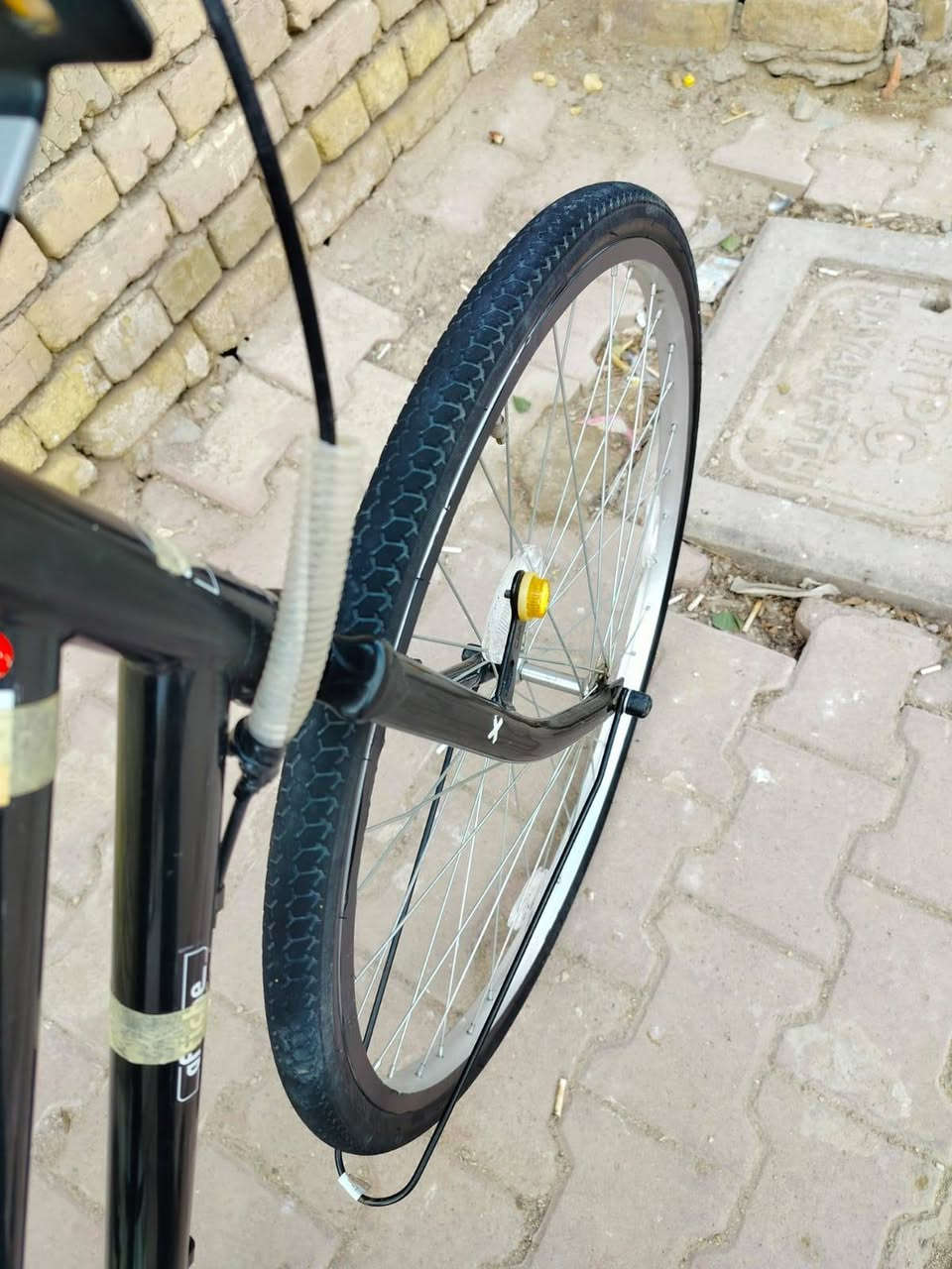 سلام عليكم شباب ببيسكل انتيكا زلغ ما بي كفاله 22بطيخه رصاصيه اوفيج للبيع 130وبي مجال وللمراوس حسب القناعه


**إذا كنت صاحب هذا الإعلان وتريد حذفه لأي سبب، رجاءا أرسل رسالة إلى الدعم الفني**