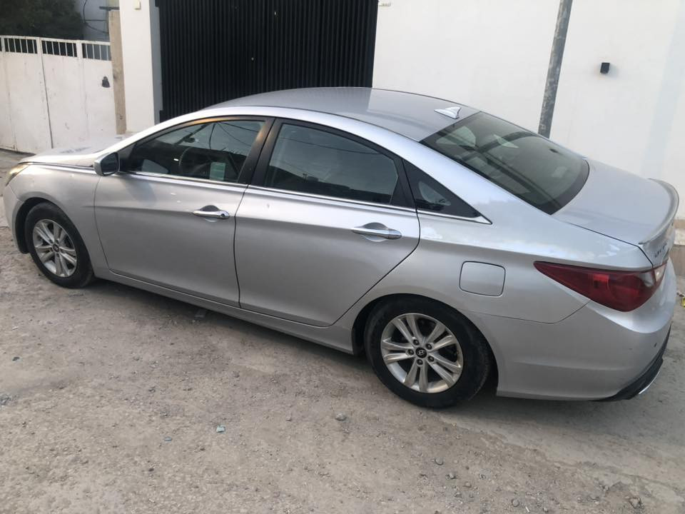 سوناتا موديل ٢٠١٣ محرك gdi رقم بابل 
عداد المسافة ١٥٠  الف  
 بأسمي مداور ثاني يوم 
سنوية نافذة الى سنة ٢٠٢٧
بدون صبغ 
حادث  امريكا فقط باب خلفي مبدل   
شاشة تسلا كبيرة
رزانة وعزل 
حدادية كفالة
تبريد تدفئة فول 
 كفالة كير ومحرك  
تحكم ستيرن
سيارة مال بيت نظيفة  استعمال قليل جدا 
مكاني بابل 
  سعر ١٠٨
***********
