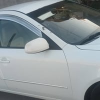 للبيع  سوناتا وارد  امريكي موديل 2009 رقم شمالي انكليزي بيهة قطعتين صب...