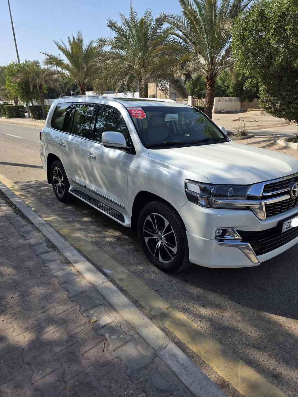 السعر 590
للبيع لاندكروز موديل 2021 مكفولة كفالة عامة
الفئة(GxR) وكالة شركة ساز باب اول كراند تورنك تنفس طبيعي محرك (8) سلندر (4600)
رقم سليمانيه
سنويه للـ 2030
باسمي تحويل مباشر
المسافه المقطوعه 65 الف قابل للزياده
المواصفات:
فتحة سقف سلايت
جنطة كهرباء
تحكم سترين جهتين
كراسي كهرباء 
3 قطعة تبريد
بصمة تشغيل عن بعد
الدخول ذكي
حساس خلفي
حساس امامي
شاشة امامية
مثبت سرعة
زراك لايت
ويل كب حجم 20 كروم
لايت زنون عالي + ناصي
تخم تاير جديد
دبل ماوس
ثلاجة داخلية  
مغلفه ppf كل السياره ضمان 10 سنوات بالتغليف
السعر 590 
مكان السياره ميسان العماره
للاستفسار 
***********
