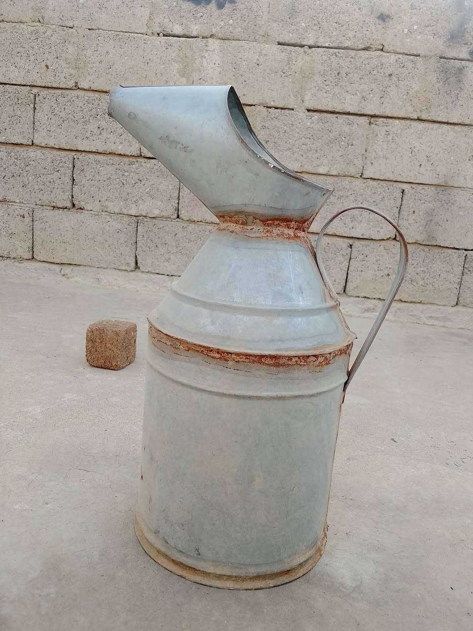 للبيع  جيله 5لتر +10لتر  +مبرده حجم صغير  سعر خاص ***********

