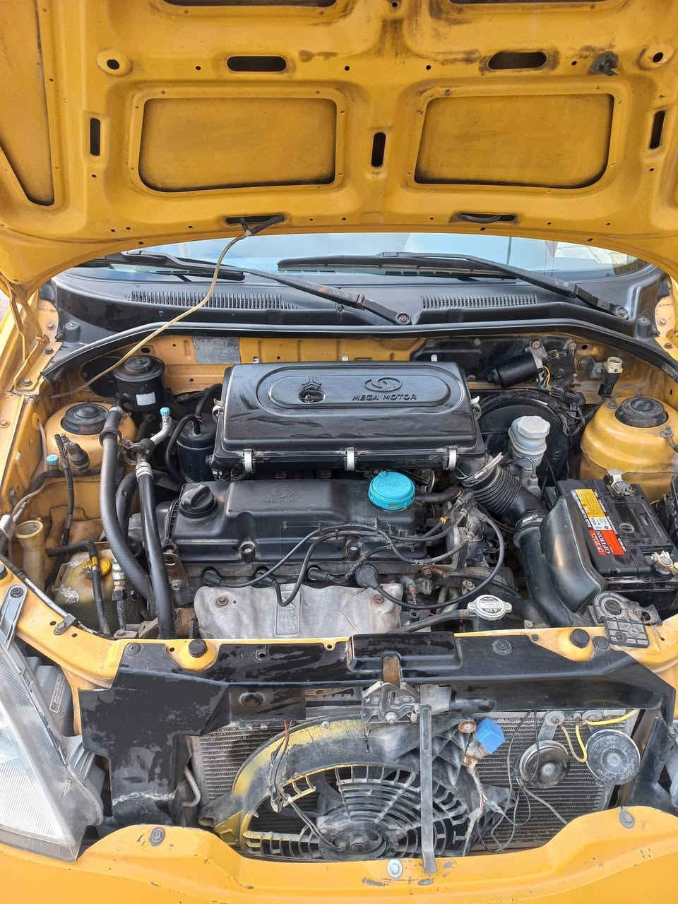 السلام عليكم طيبه للبيع موديل 2016 مكينه وكير خير من الله رقمها بغداد وبسمي مداور ثاني يوم حداديه جديده تدفئه تبريد شغال مكانها واسط زين القوس  استفسار اكثر اتصال على الرقم ***********
