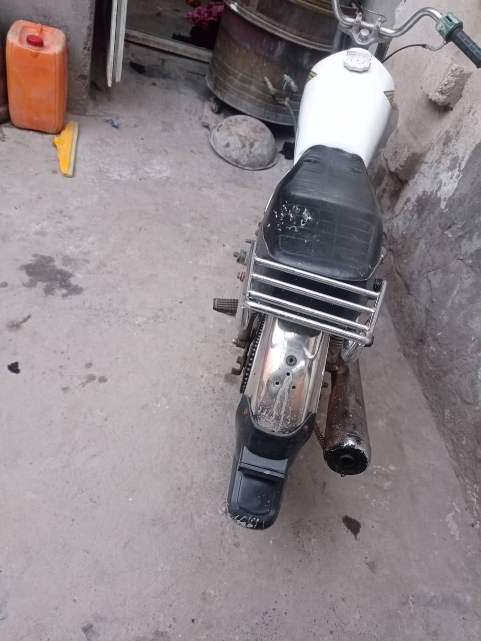 سلام عليكم دراجه ارشه كلك مكفوله من السرقه  سعر 275قفل قفل ناصريه مركز حي الشهداء


**إذا كنت صاحب هذا الإعلان وتريد حذفه لأي سبب، رجاءا أرسل رسالة إلى الدعم الفني**