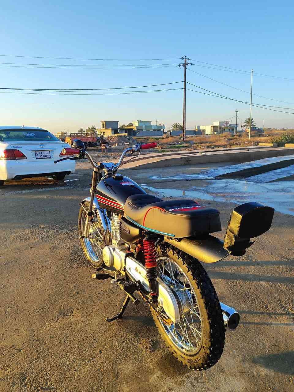 السلام عليكم دراجة للبيع حربي رابيدو موديل 25 شاصي نامة أوراق اصولي الدراجة خير من الله نشطة وتعمير جديد الدراجة ما بيها اي نقص السعر ب 600 وبيها مجال مكاني دلي عباس للاستفسار ***********.
