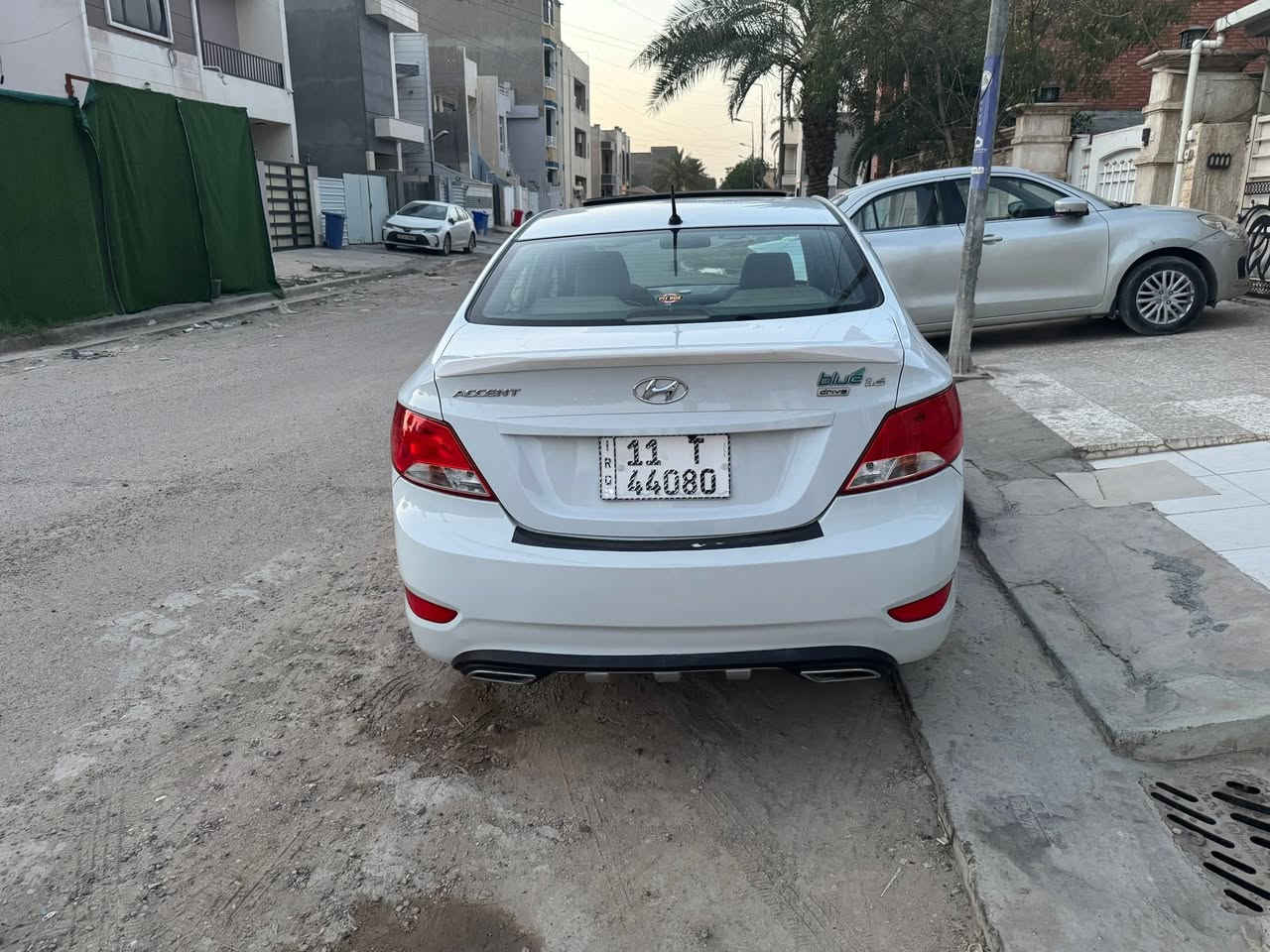 السلام عليكم
هيونداي اكسنت خليجي ٢٠١٨ محرك ١٦٠٠ للبيع سيارة مناقصها اي شي باسمي
مكان السيارة بغداد اليرموك
للتواصل ***********
السعر ١٦.٨٠٠.٠٠ مليون
