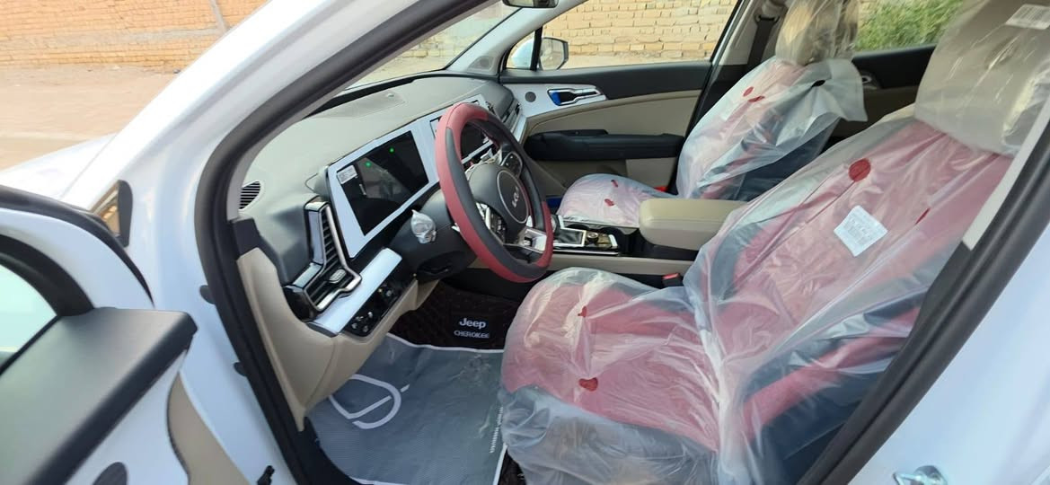 سلام عليكم البيع كيه سبورتج مديل 2025 زيرو ماشيه الفين رقم بغداد انكليزي بسمي مكان سياره العماره فول مواصفات شباك الكزز سعر 238 ورقه ***********
