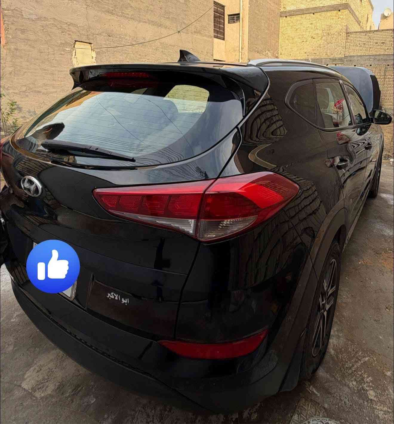 السعر
موديل 2018 
رقم ديالى
حادثها جاملغ امامي الي بصف السايق و مبدل داخل امريكه 
محرك 2000
مكاني بغداد 
 ايرباك سليم
***********
