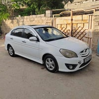 فيرنا اكسنت • ٢٠١٠ • مكينة ١٦٠٠