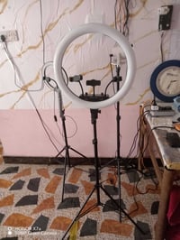 رينغ لايت • ستاند هاتف • ألوان متعددة