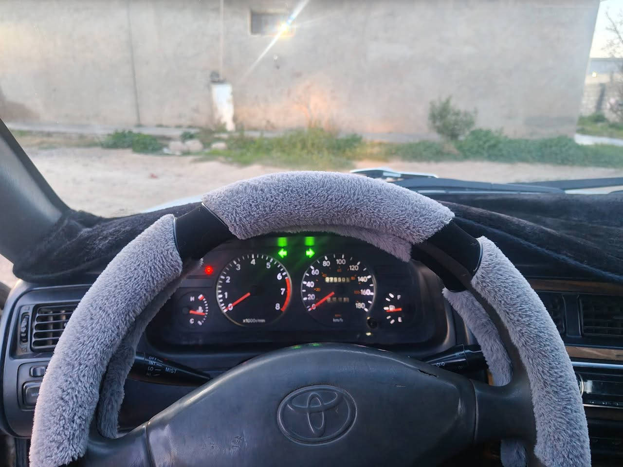 السلام عليكم
كورلا موديل 95 رقم نينوى انكليزي شرط التحويل بدون صبغ كير ومحرك شرط طخم تاير جديد صدر جديد تدفئه تبريد كربائيات كلها شغاله الاستفسار الاتصال على الرقم ***********
السعر 55وبيها مجال
