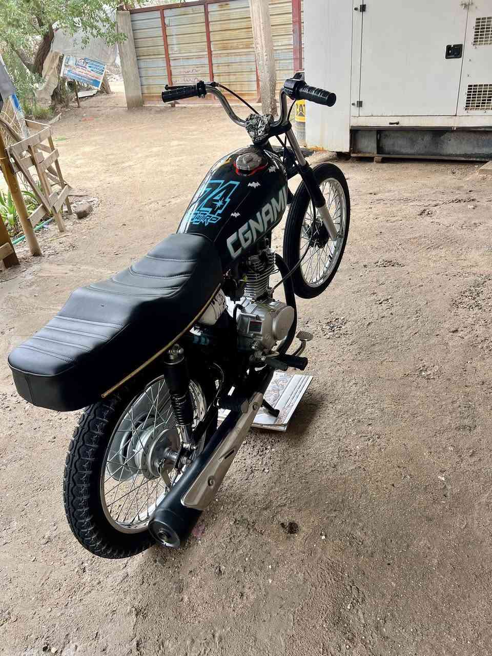 السلام عليكم دراجة سيجي نامة ادوات تعمير 2026 النظافة كدامكم محرك نضيف برغي مامفتوح للبيع سعر850 مو شراي لاتراسبتي مكاني بصره ابو الخصيب هذه رقمي ***********
