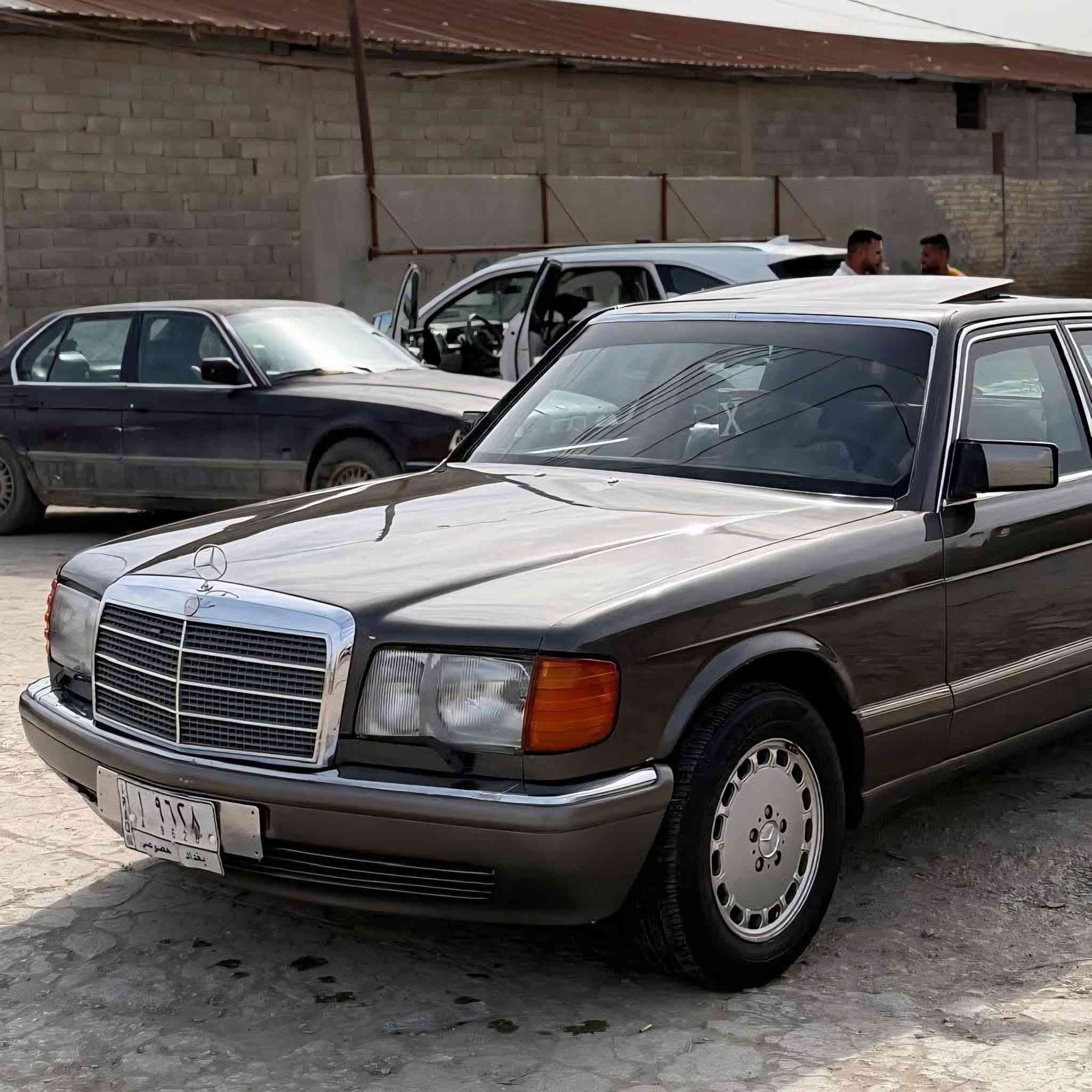 مرسيدس جامبو رئاسي مديل 1990  
حجم٣٠٠بلادية دبل هورن دبل مروحة دبل اارباك 
كشن كهرباء رقم بغداد مميز مكينة بلاد 
سيارة قواعد دبلات بلادية 
سيارة فقط صبغ جمالية 
سيارة جاهزة من كلشي كهربأئيات بلاد 
تبريد بلاد ثلج مروحة كهرباء 
حماوة جوة٨٠ ماتصعد ابد  

سيارة جاهزة وخيرات الله 

رقم صاحب السيارة 
*********** للاتصال 
***********

