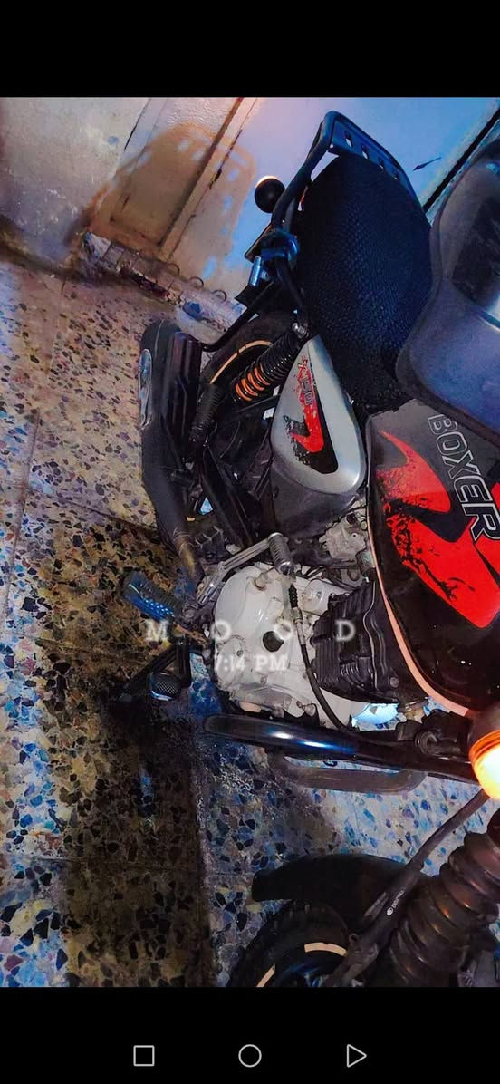 السلام عليكم دراجه بوكسر موديل 2023 مرقم السعر مليونين  مكاني الشعب كفاله عامه للبيع 
***********
