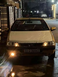 سياره بيجوا 405 موديل 2015  باسمي رقم نكليزي مصفره من الهيئة  والغرمات...