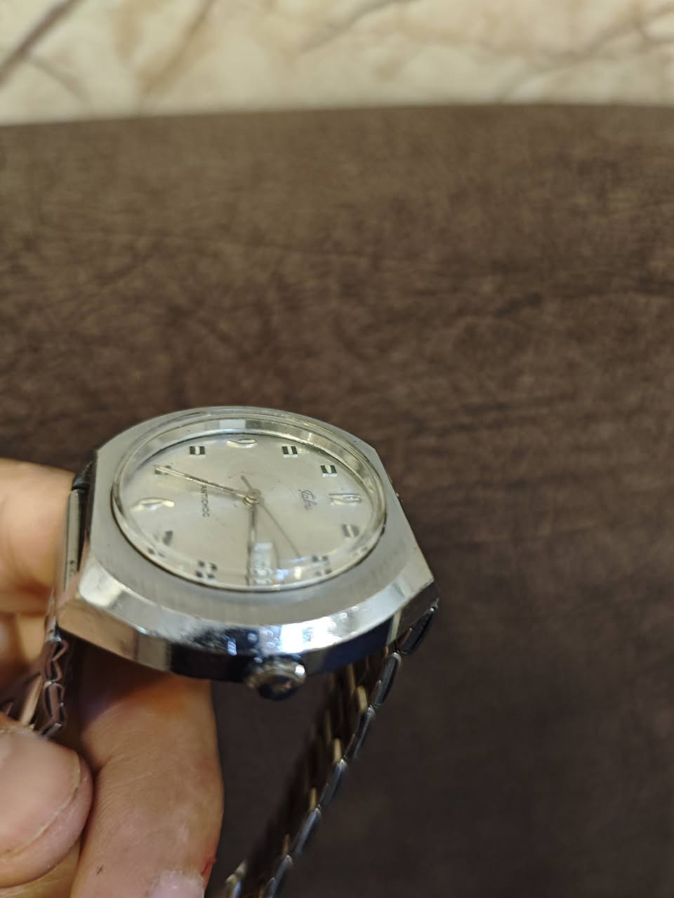 ساعه فنتج اوتوماتيك نصب تكويك للاستفسار *********** واتساب
