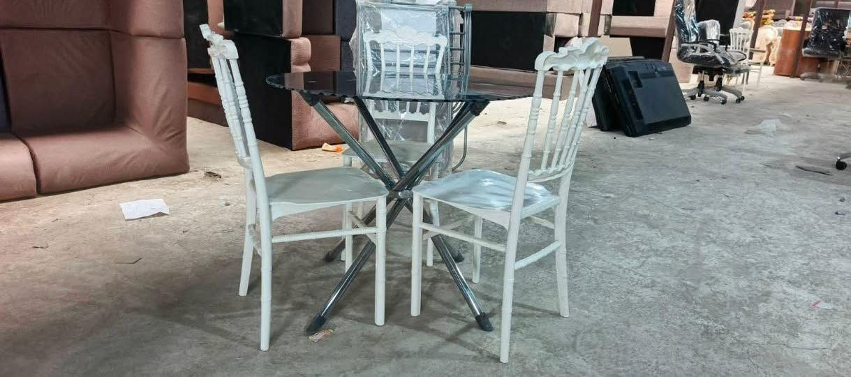 ميز طعام + 4 كراسي عضم عاج السعر 130


**إذا كنت صاحب هذا الإعلان وتريد حذفه لأي سبب، رجاءا أرسل رسالة إلى الدعم الفني**