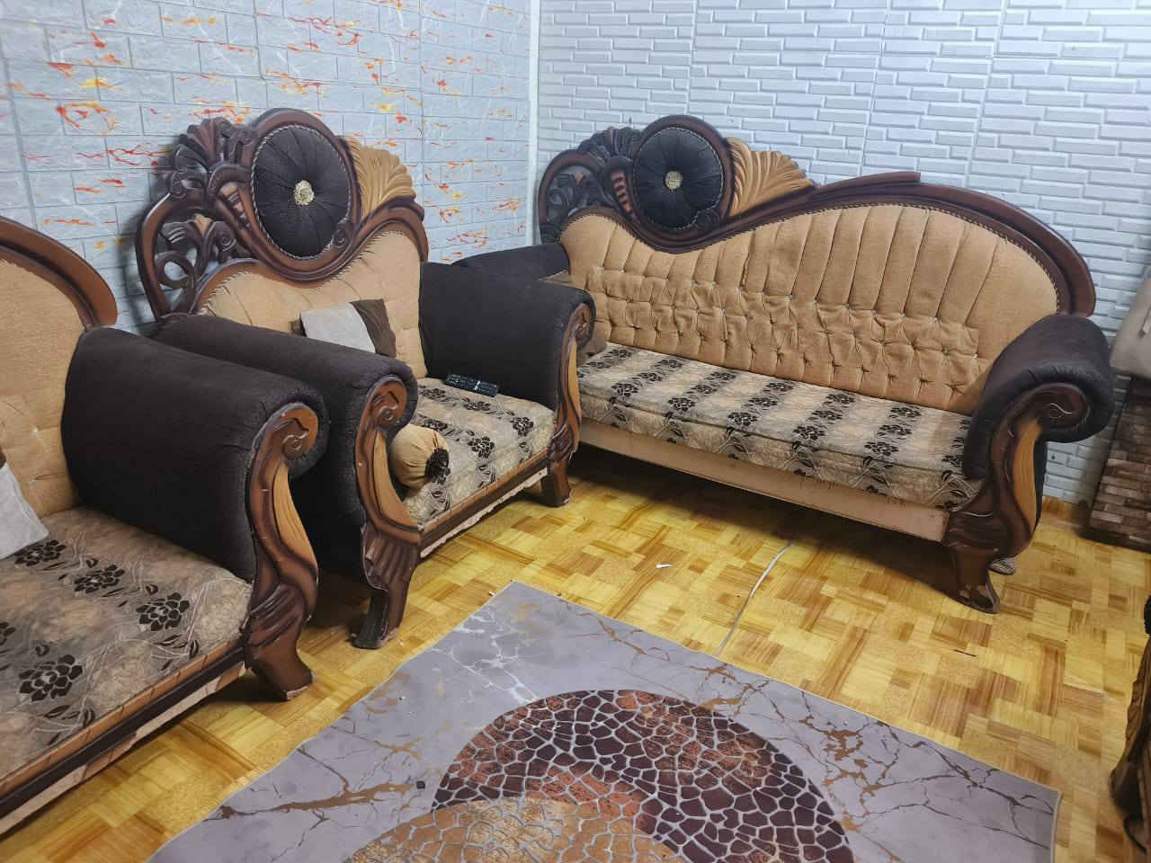 اعيد نشر بسبب الوعود سعره 250وبي مجال
تخم نظيف 11مقعد شراي يتفضل خاص العنوان كربلاء الف دار


**إذا كنت صاحب هذا الإعلان وتريد حذفه لأي سبب، رجاءا أرسل رسالة إلى الدعم الفني**