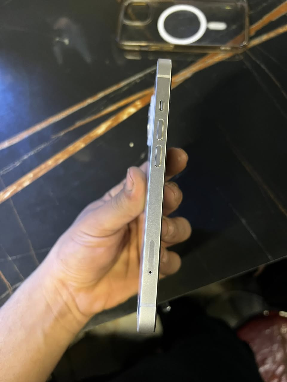 السلام عليكم ايفون 13 ذاكرة 128 بطارية 91 نموذج mالجهازمكفول العنوان نجف السعر 450 ولشراي بي خير ويدلل


**إذا كنت صاحب هذا الإعلان وتريد حذفه لأي سبب، رجاءا أرسل رسالة إلى الدعم الفني**