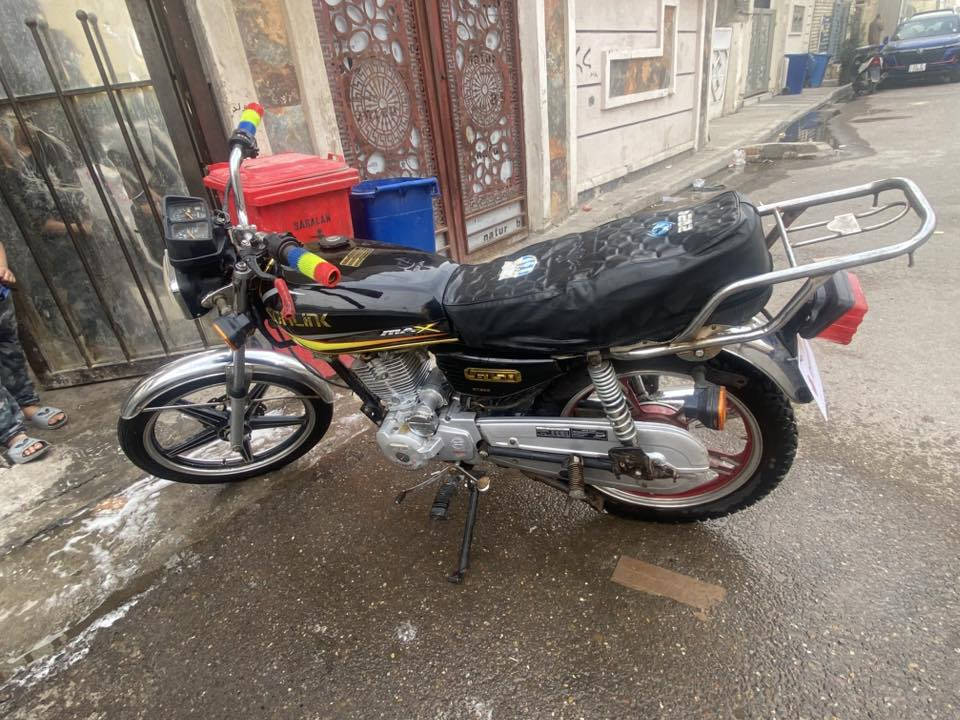 سلام عليكم دراجه نوع سيفان موديل ٢٠ اوراق كامله مكينه مكفوله تيرات جداد كهربائيات كلها شغاله السعر ب٤٧٥ وبيها مجال بسيط حك الجيه مكاني بغداد الدوره وهذا رقمي ***********
