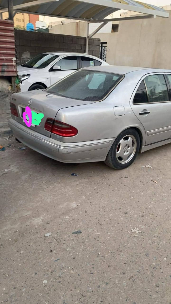 سلام عليكم مارسدس لبيع ادوادت متومه طبق الاصل دك حاسبه  اربيل سياره ماضاله محافضه ما طالعين بيها رقم شاصي سنويه ارقام 1/1 سياره موديل1997 ام عيون كير ومكينه بلاد 6 جدد لكير ولمكينه حداديه 100/100 مكفوله من كص وضربه تخم تاير جديد كهربايات شغاله تبريد تدفئه اي نقص ما بيها فول سياره وضايعه سياره ما عليها اي عين سعر 50 وبيها مجال لبيع او لمراوس رقم لهاتف ***********
