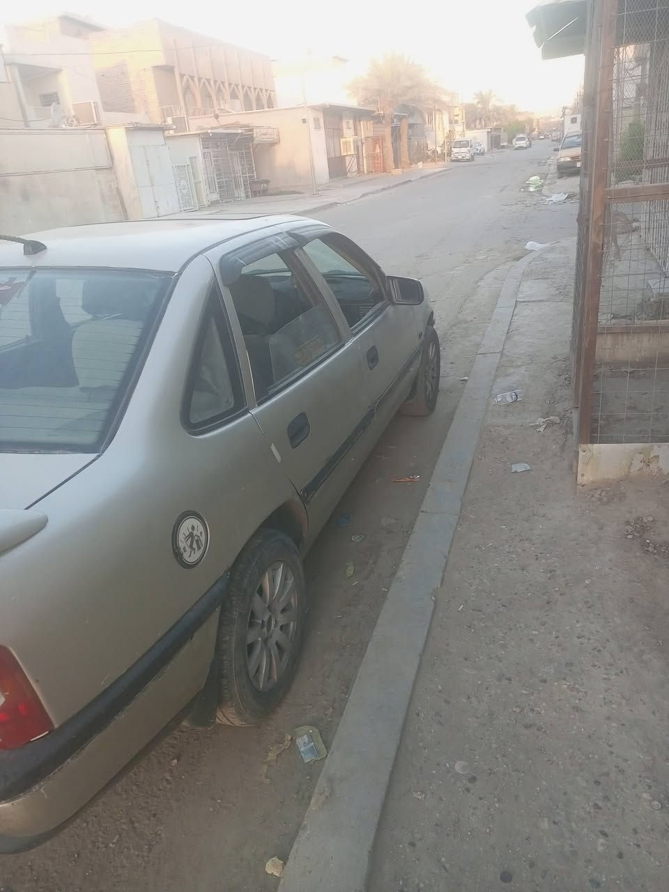 اوبل فيكترا موديل 90 محرك 20كير عادي رقم بغداد مشروع وطني سعر 36مكان سياره بغداد دورة ***********/*********** وتساب
