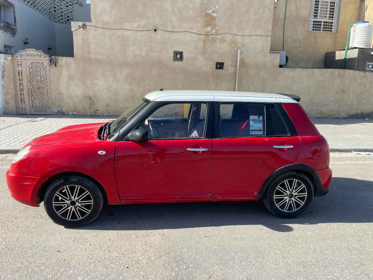 ليفان كير عادي ٢٠١٣ بسمي تبريد شغال كير ومكينه مكفولات سنويه ستوها مجدده حداديه ٥٠بالميه *********** مكلف بالنشر للاستفسار الاتصال  بالرقم السعر ٣٨وبيها مجال مكانها نجف حي المكرمه  رقم قادسيه
