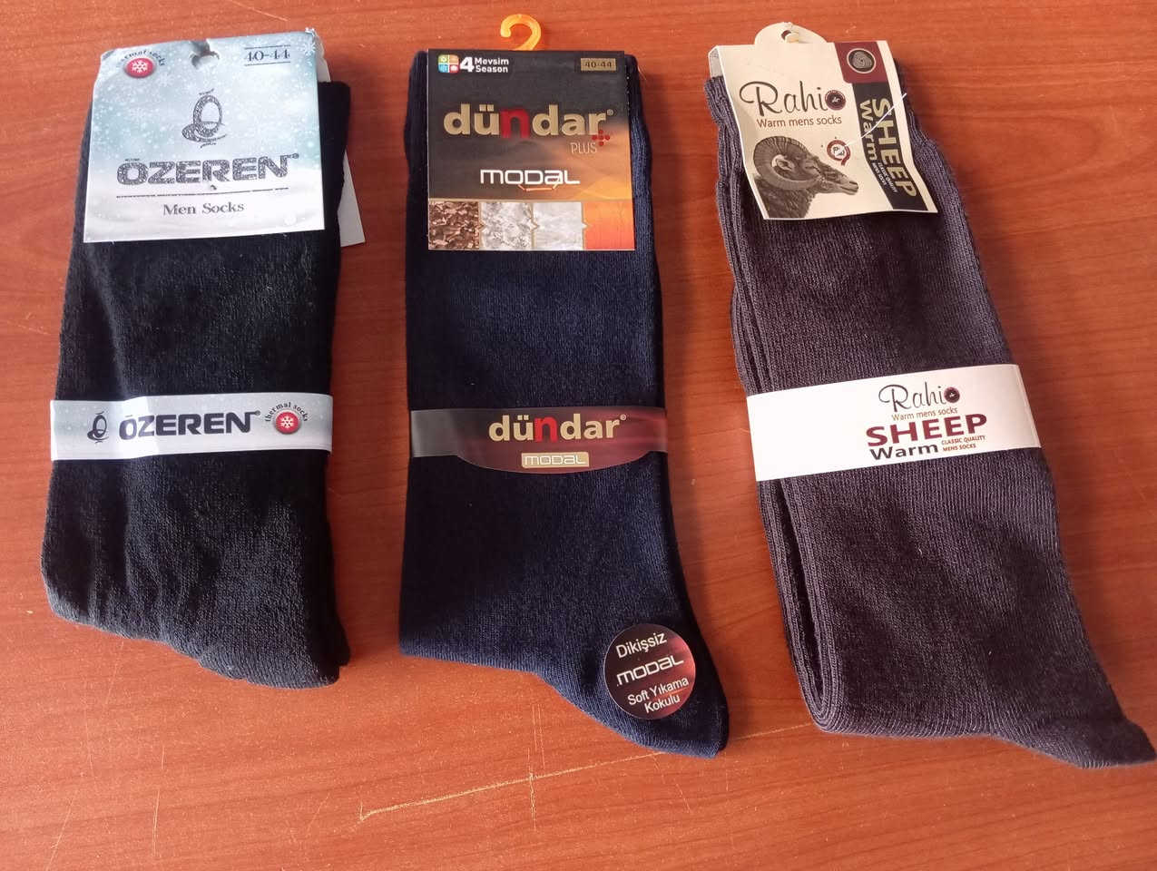 محلات الغازي ✨
استعد للبرد ويانا 🔥
توفر عدنا:
🧥 بدلات داخلية شتوية
دفي عالي وخامة مريحة تناسب أقسى الأجواء
🧦 جواريب أصلية ثخينة
تدفئة ممتازة وجودة تدوم
🧣 لثام شتوي
يحميك من البرد والهواء
🧢 كليتات شتوية
دفا وأناقة بنفس الوقت
أسعار مناسبة وجودة مضمونة 👍
محلات الغازي… الدفا عنوانه ❄️🔥

 العنوان: شميط -الشارع العام-مقابل اسواق باسم العيدان 
للاستفسار:***********
***********
