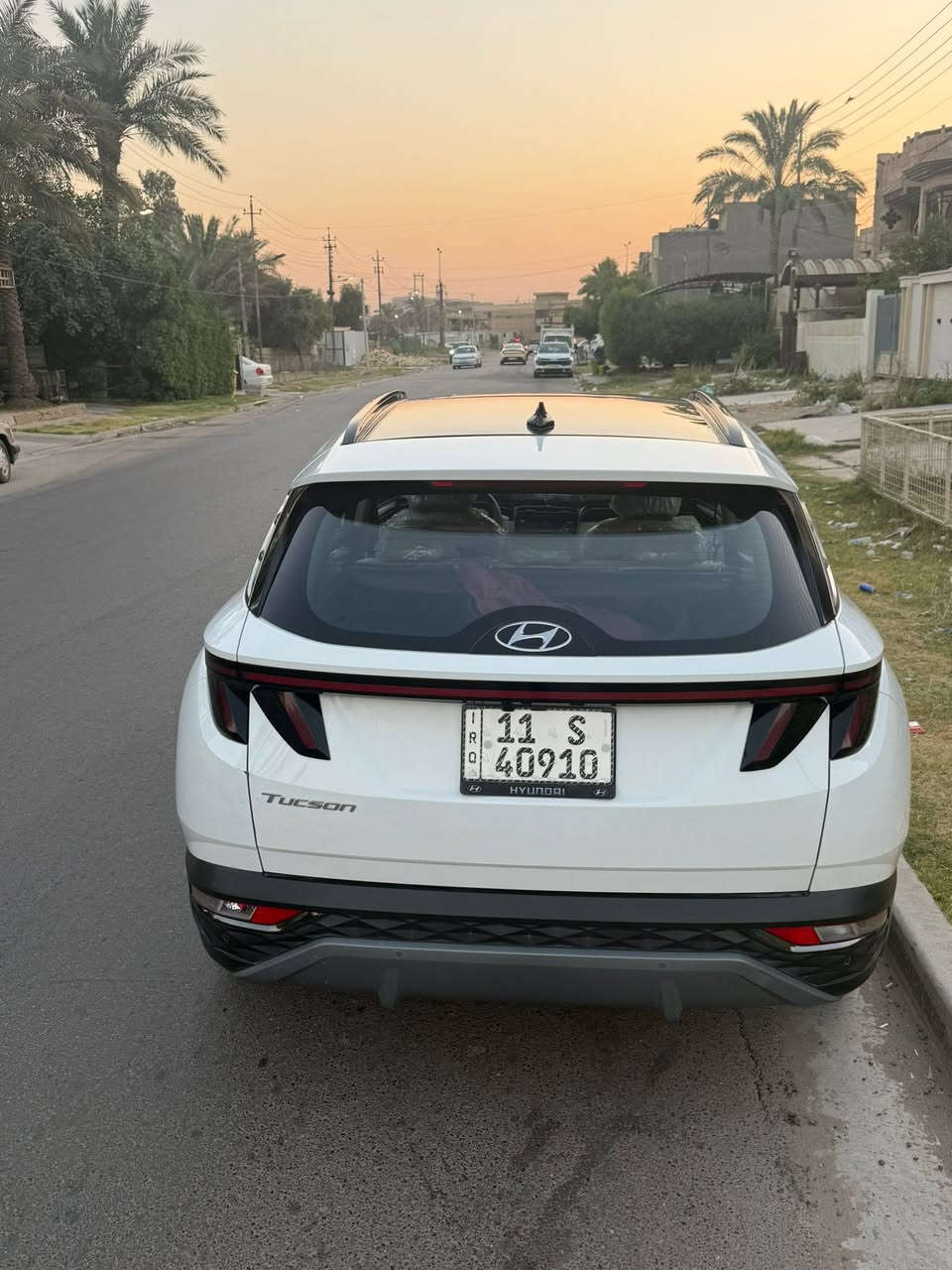 توسان 2023 خليجي
المحرك 2000دوش

* مصابيح LED أمامية وخلفية.

* شاشة كبيرة 

* دعم Apple CarPlay وAndroid Auto.

* كاميرا خلفية وحساسات ركن.

* مثبت سرعة.

* تشغيل عم بعد 

* فتحة سقف بانوراما 

* مكيف أوتوماتيك قطعتين امامي خلفي 

* ثلاث انظمة قيادة ومساعدة صعود المرتفعات (HAC)

* تدفئة وتبريد كشنات

* رادار امامي رادار خلفي 

السيارة جديدة ومناقصهة برغي 

خليجي مكفولة 

السنوية باسمي 

رقم بغداد 

السعر 208 ورقة 

مكاني بغداد حي الخضراء
رقم التلفون ***********
