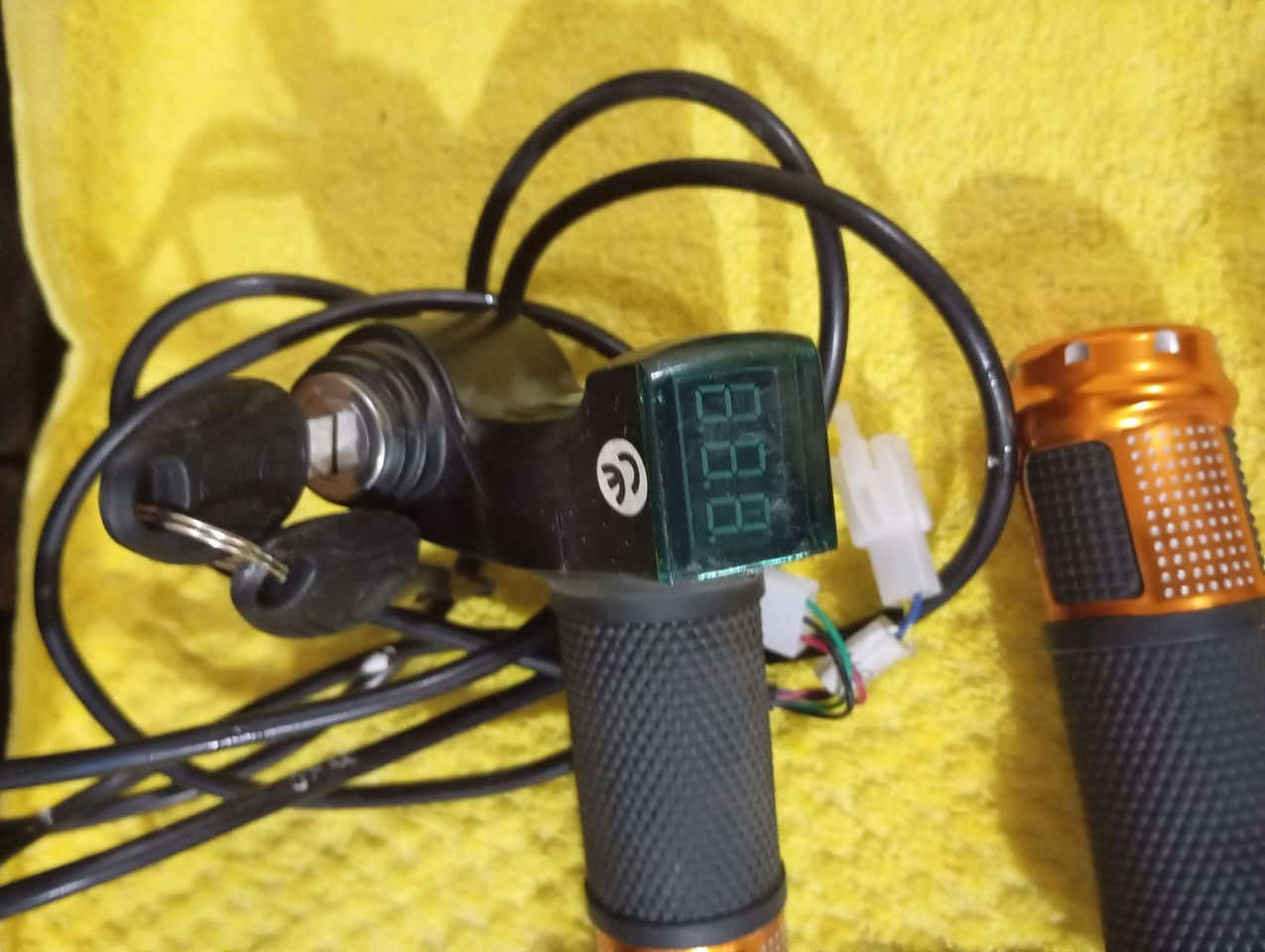 بكج كامل بدون بطاريه يشتغل ١٢ فولت ٢٤ فولت ينربط على البايسكل سعر ٧٥ الف مكان بغداد حي الجهاد


**إذا كنت صاحب هذا الإعلان وتريد حذفه لأي سبب، رجاءا أرسل رسالة إلى الدعم الفني**