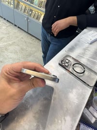 ايفون 15 برو ماكس • بطارية 85% • مراوس وية 17 عادي